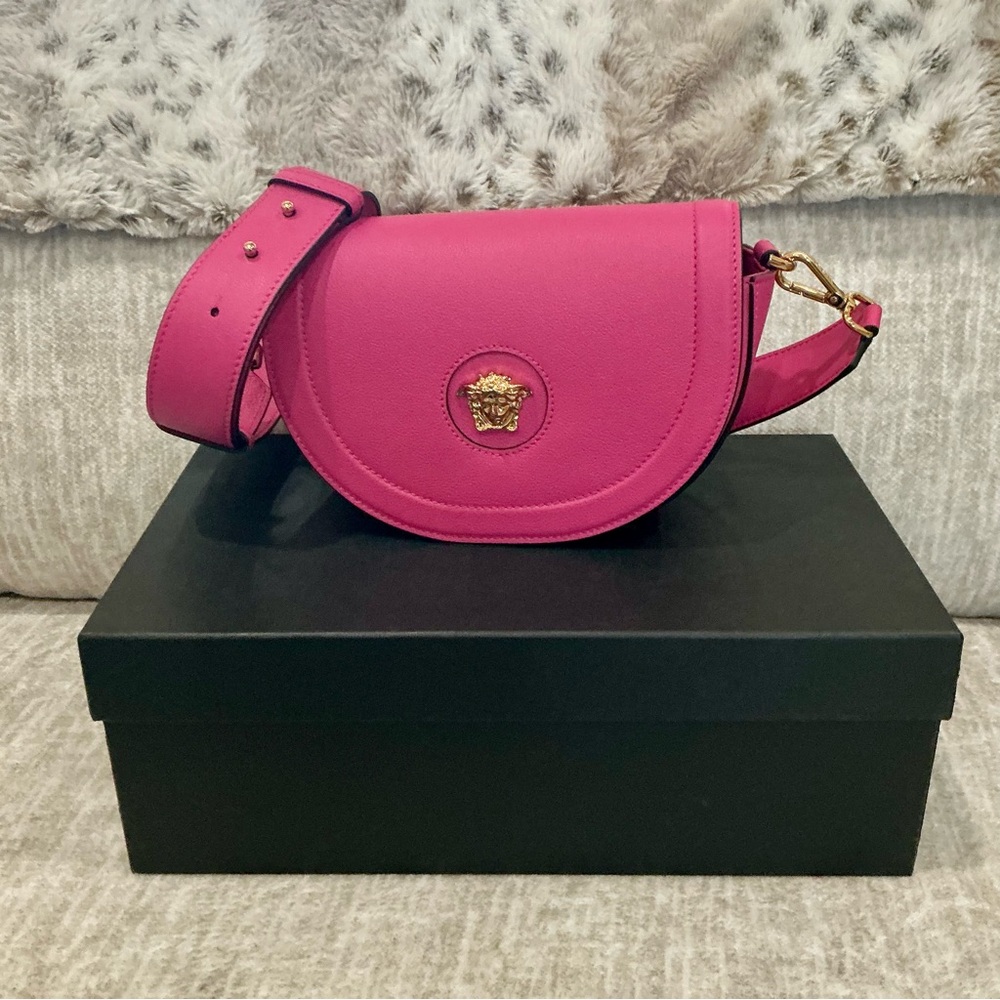 ✨💎NWOT💎✨VERSACE LE MEDUSA CROSSBODY/SHOULDER BAG FULL INCLUSION